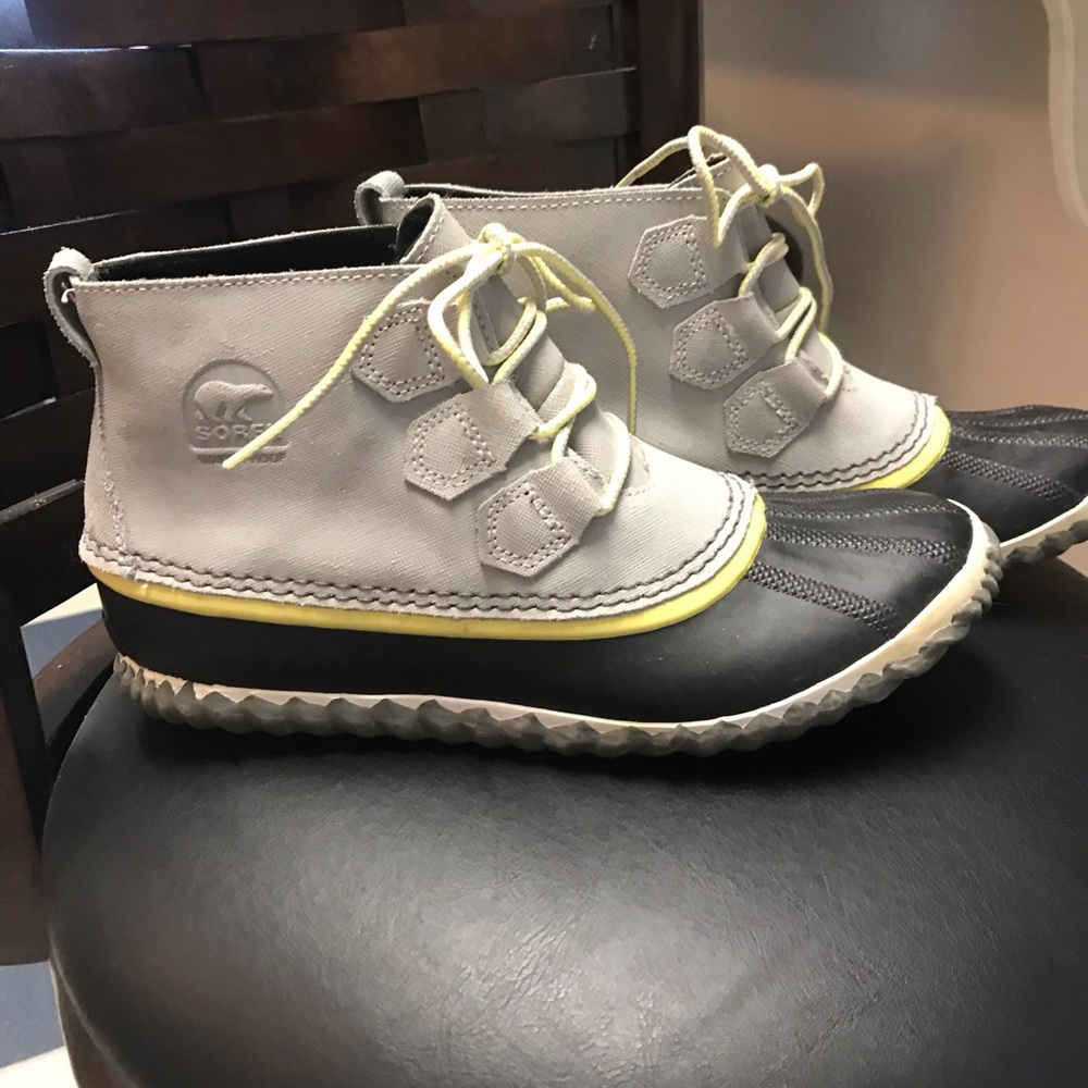 Sorel rain boots
